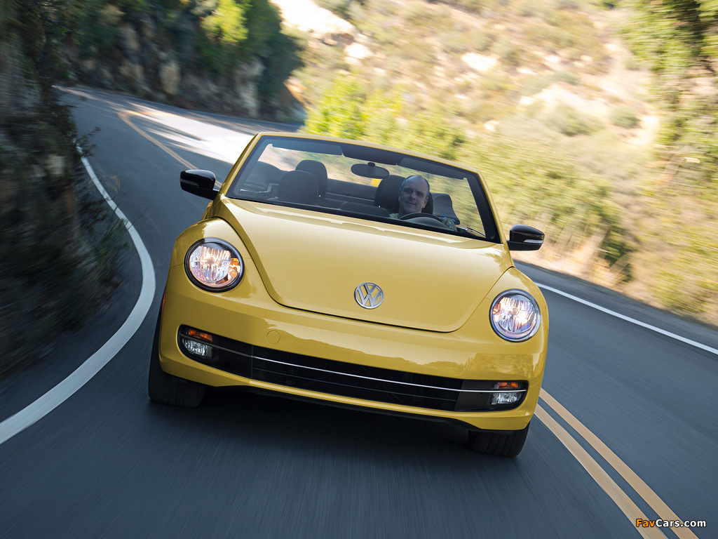 Images of Volkswagen Beetle Convertible 2012 (1024 x 768)