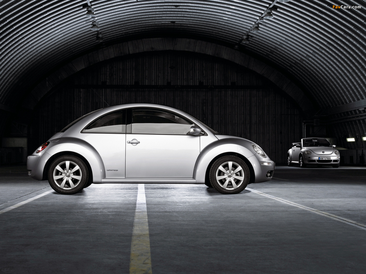 Photos of Volkswagen New Beetle United 2007 (1280 x 960)