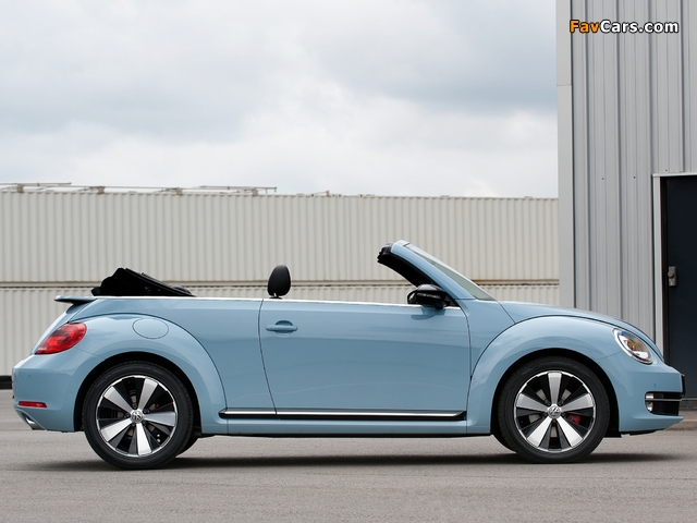 Pictures of Volkswagen Beetle Cabrio UK-spec 2013 (640 x 480)