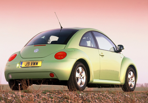 Volkswagen New Beetle UK-spec 1998–2005 photos