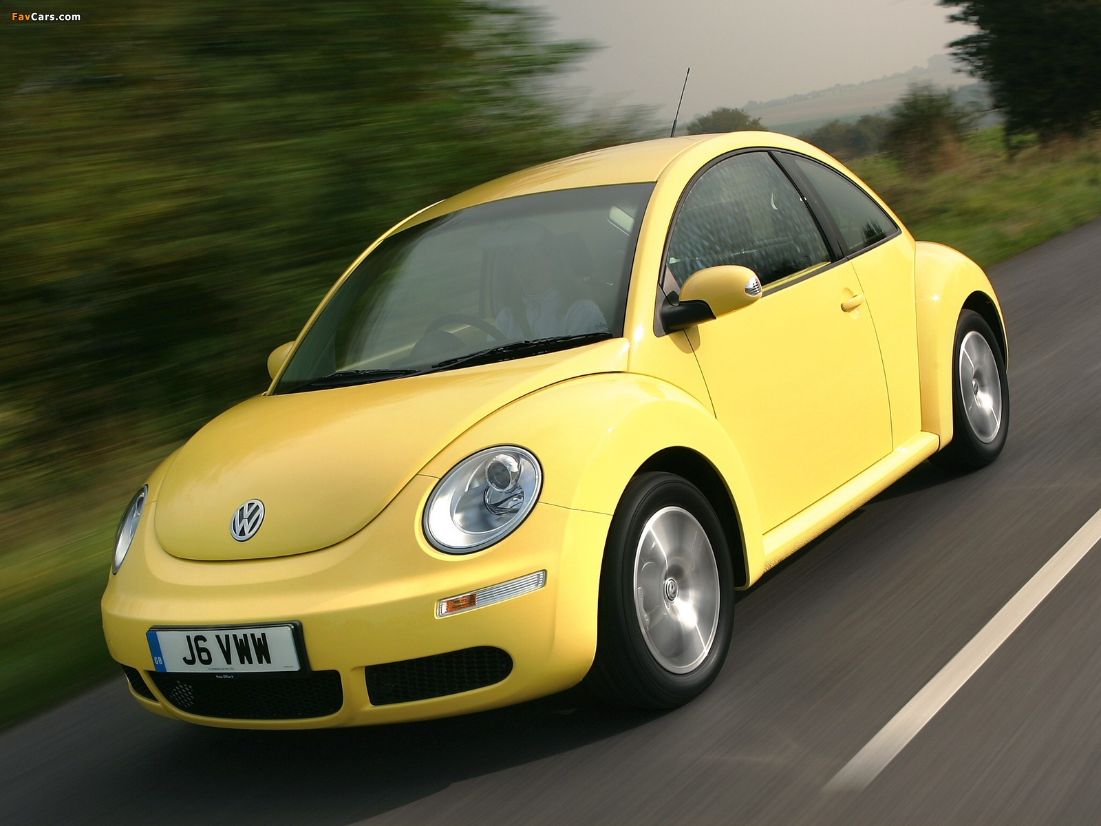 Volkswagen New Beetle UK-spec 2006–10 photos (1600 x 1200)