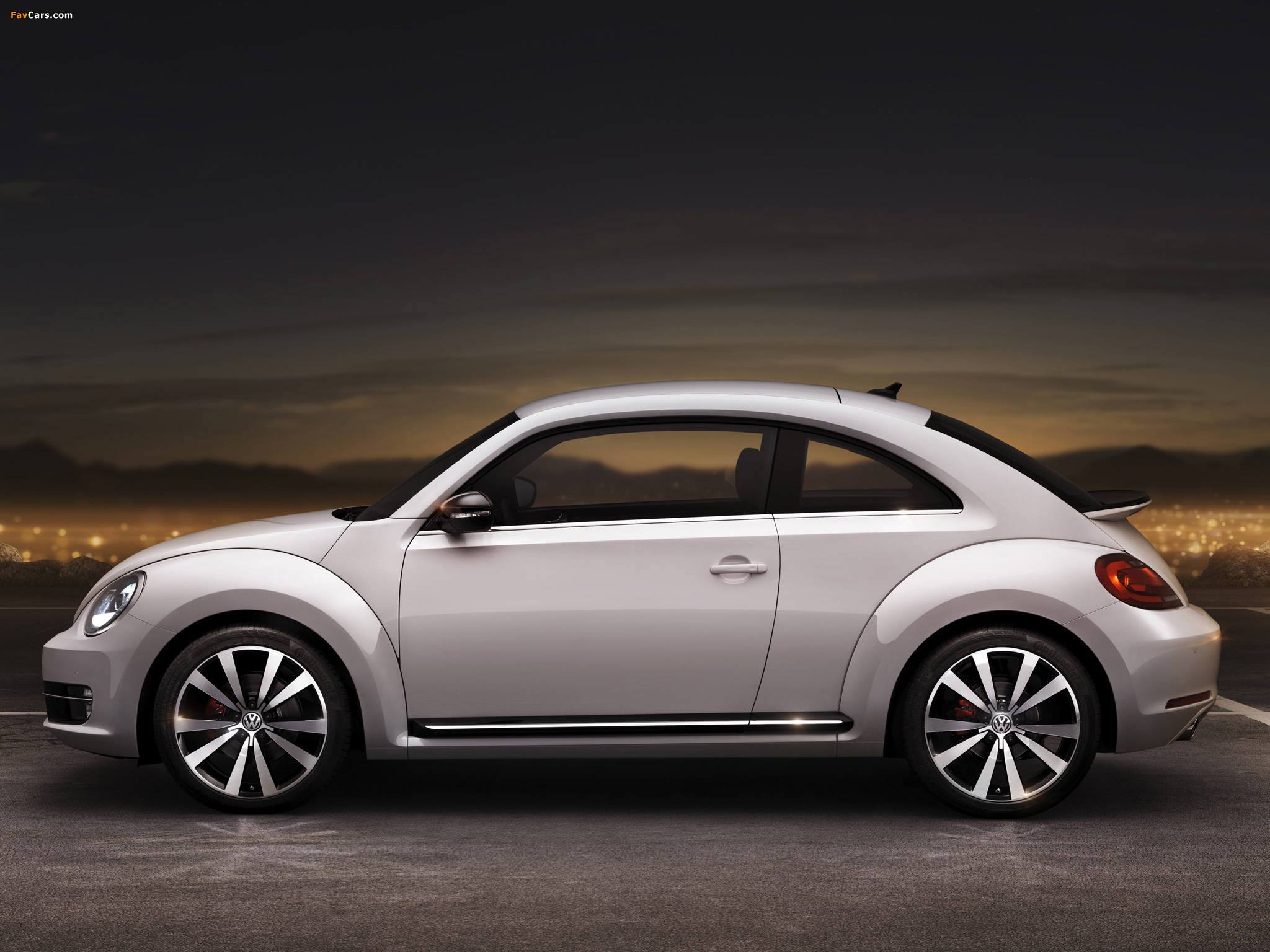 Фольксваген жук новый. Volkswagen Жук Битл. Фольксваген Жук турбо 2022. Volkswagen New Beetle. Volkswagen Жук New Beetle.