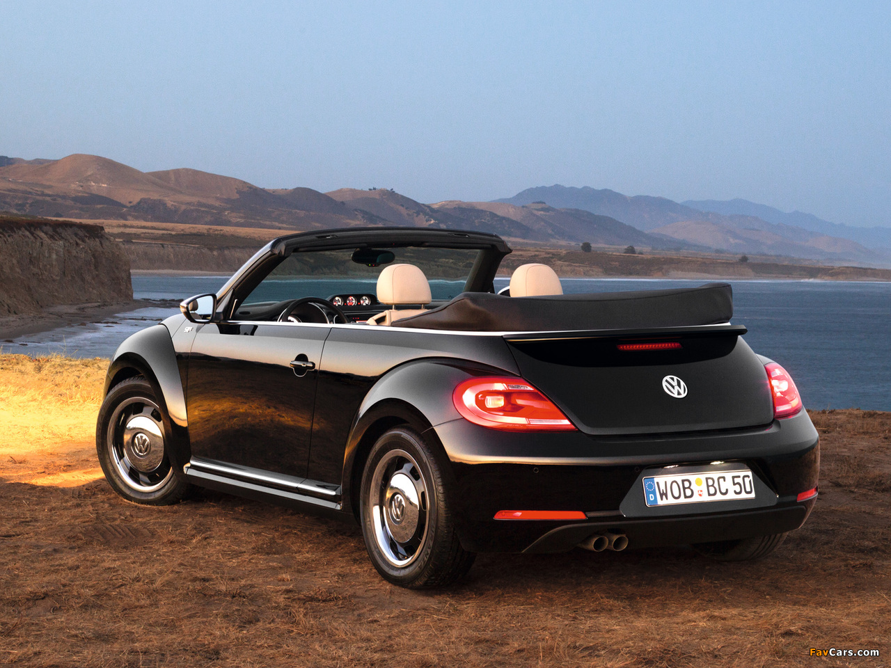 Volkswagen Beetle Cabrio 50s Edition 2012 photos (1280 x 960)