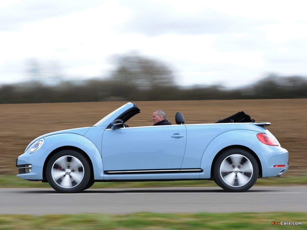 Volkswagen Beetle Cabrio UK-spec 2013 photos (1024 x 768)