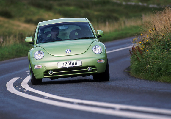 Volkswagen New Beetle UK-spec 1998–2005 wallpapers