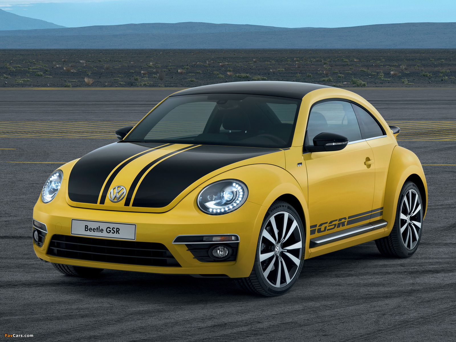 Volkswagen Beetle GSR 2013 wallpapers (1600 x 1200)