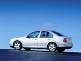 Images of Volkswagen Bora 1998–2005