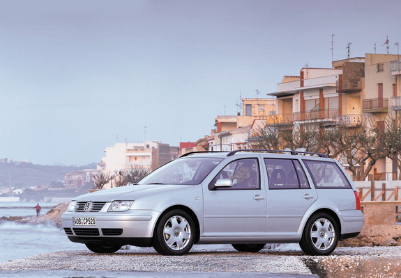 Photos of Volkswagen Bora Variant 1999–2004
