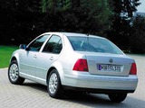 Volkswagen Bora 1998–2005 images