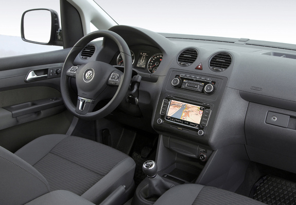 Volkswagen Caddy Maxi (Type 2K) 2010 pictures