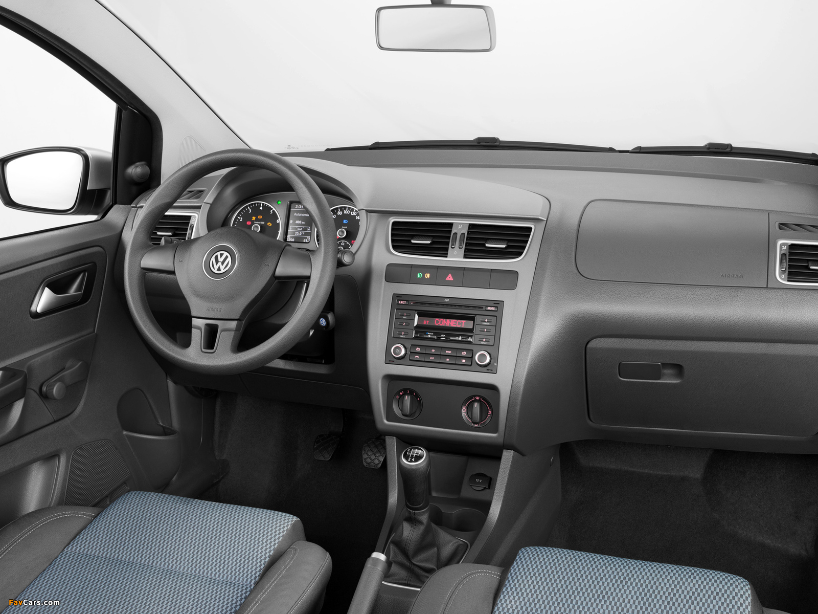 Images of Volkswagen Fox BlueMotion 5-door 2012 (1600 x 1200)