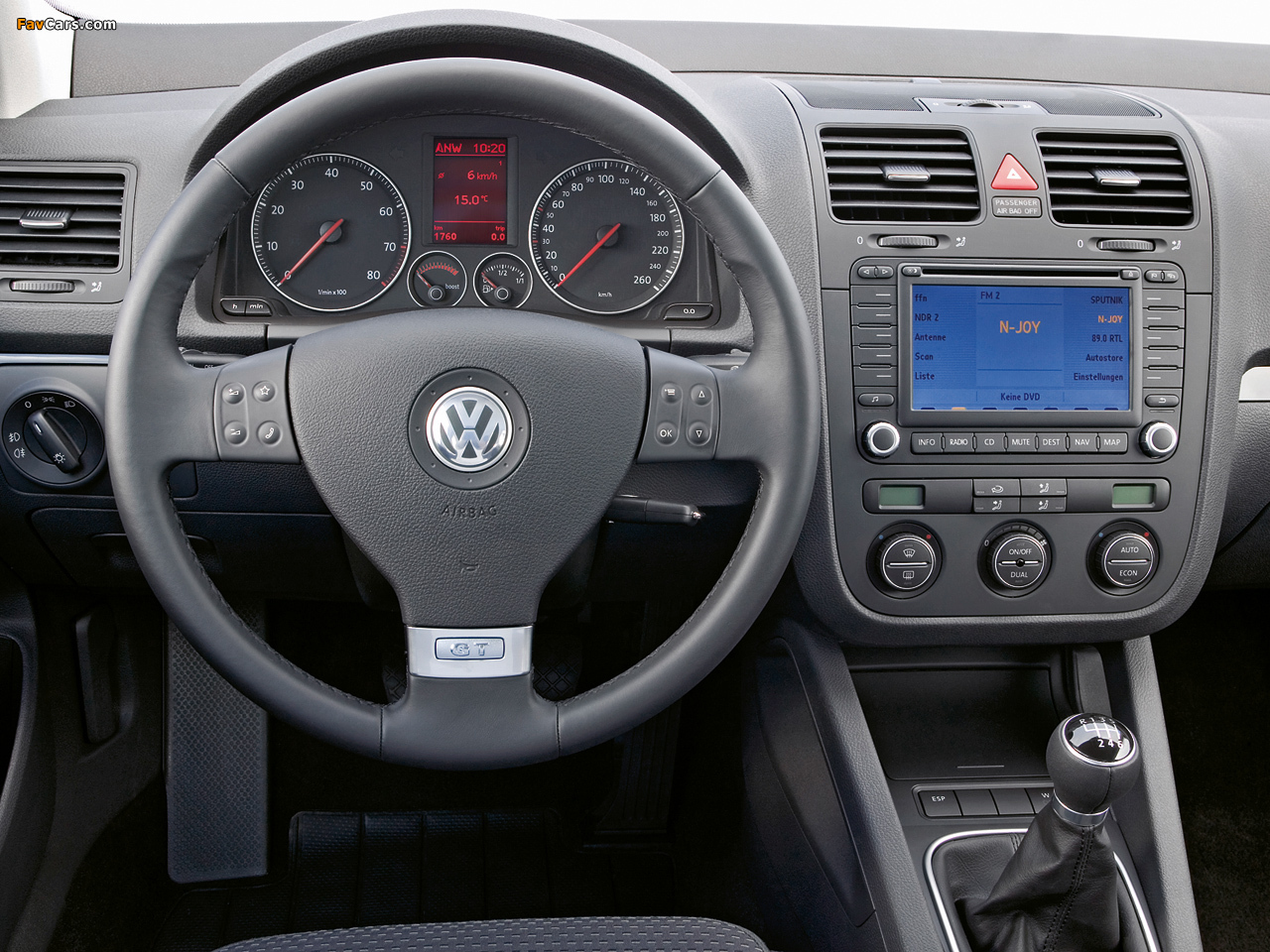 Images of Volkswagen Golf GT 3-door (Typ 1K) 2005–08 (1280 x 960)