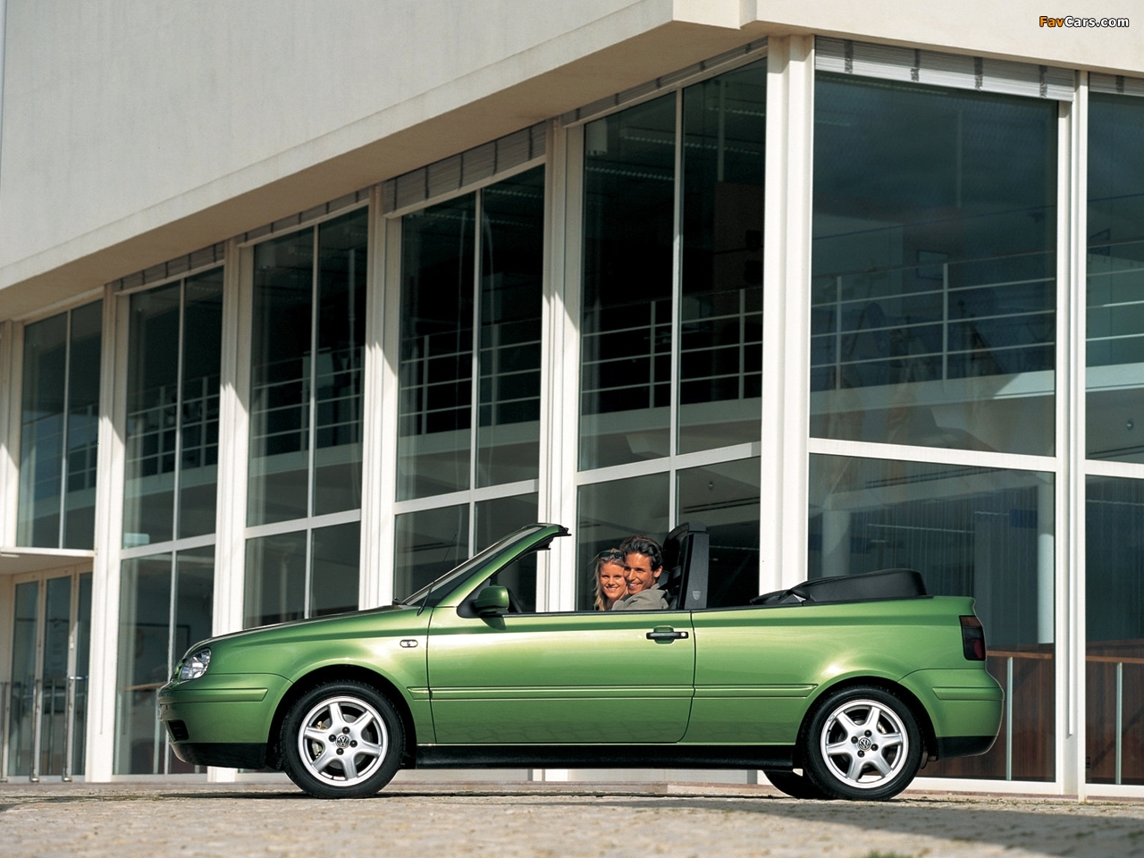 Photos of Volkswagen Golf Cabrio (Typ 1J) 1998–2002 (1280 x 960)