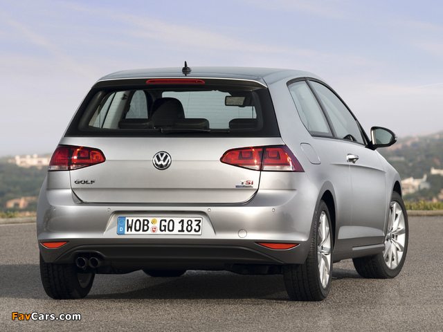 Photos of Volkswagen Golf TSI BlueMotion 3-door (Typ 5G) 2012 (640 x 480)