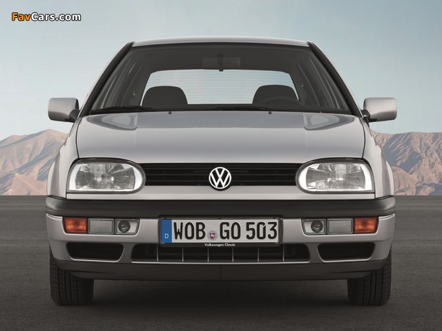 Pictures of Volkswagen Golf 5-door (Typ 1H) 1991–97 (640 x 480)