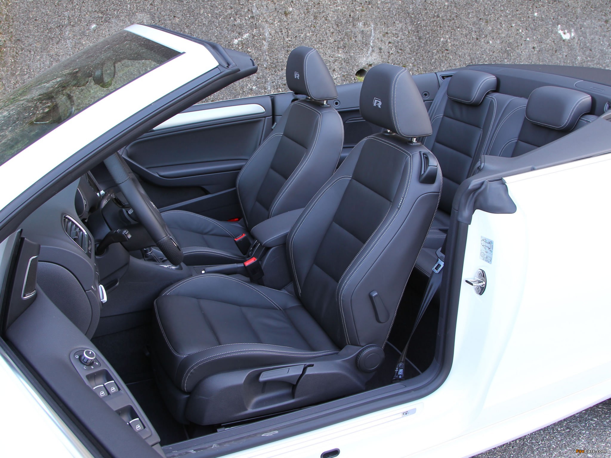 Pictures of Volkswagen Golf R Cabriolet 2013 (2048 x 1536)