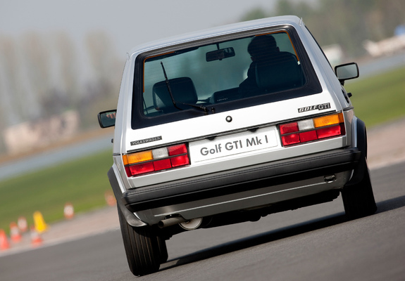 Volkswagen Golf GTI Pirelli UK-spec (Typ 17) 1983 pictures