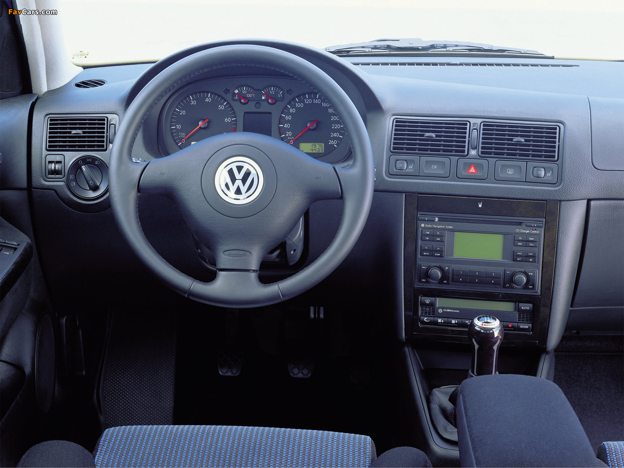 Volkswagen Golf V6 4MOTION 3-door (Typ 1J) 1999–2003 images (1280 x 960)