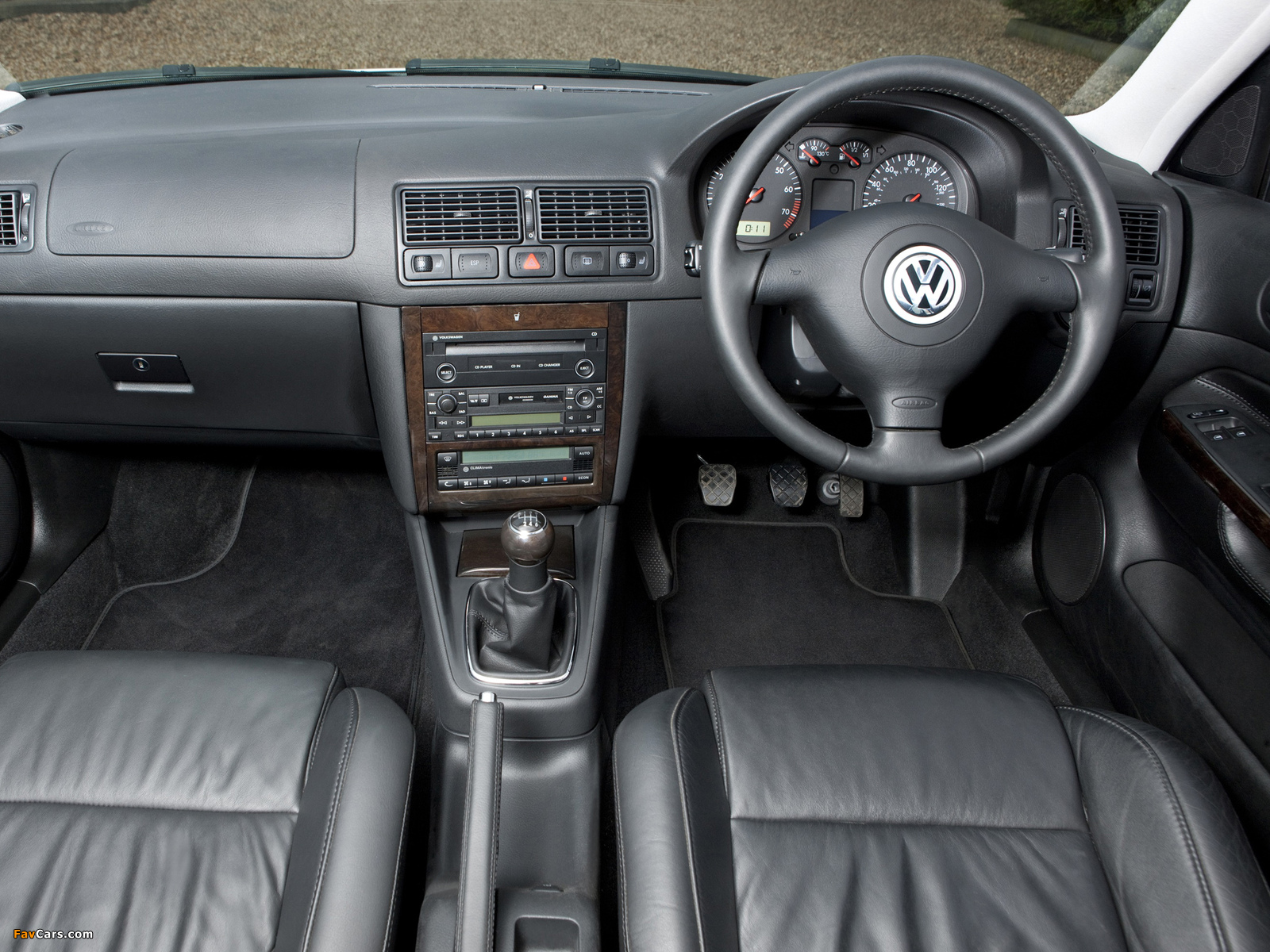 Volkswagen Golf GTI UK-spec (Type 1J) 2001–03 images (1600 x 1200)