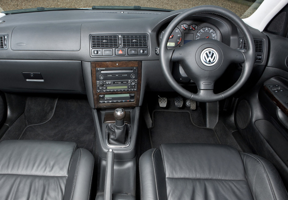 Volkswagen Golf GTI UK-spec (Type 1J) 2001–03 images