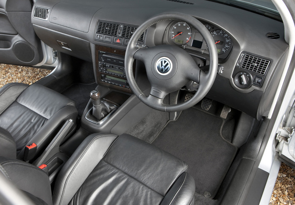 Volkswagen Golf GTI UK-spec (Type 1J) 2001–03 wallpapers