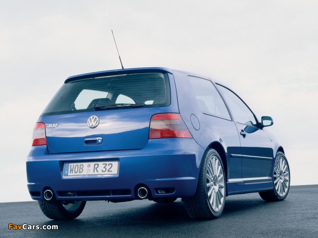 Volkswagen Golf R32 (Typ 1J) 2002–04 photos (640 x 480)