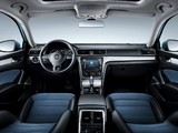 Photos of Volkswagen Passat BlueMotion CN-spec (B7) 2013