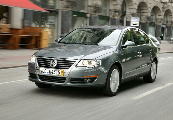 Pictures of Volkswagen Passat 3.6 4MOTION Sedan US-spec (B6) 2005–10