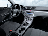 Volkswagen Passat BlueMotion R-Line Sedan (B6) 2009–10 photos