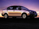 Photos of Volkswagen Polo Classic (IV) 2002–05