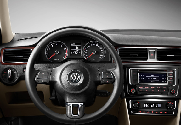 Images of Volkswagen Santana 2012
