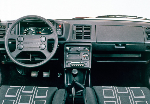 Photos of Volkswagen Scirocco GT 1981–85