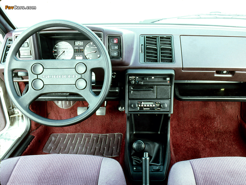 Photos of Volkswagen Scirocco GLI 1981–82 (800 x 600)