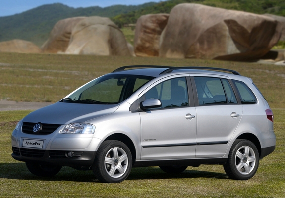 Photos of Volkswagen SpaceFox 2006–10