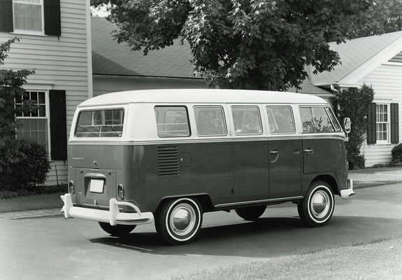 Photos of Volkswagen T1 Deluxe Bus 1963–67