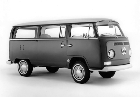 Volkswagen T2 Bus 1967–72 images