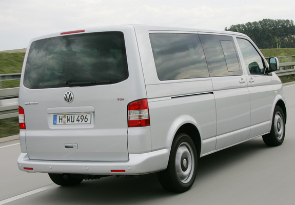Photos of Volkswagen T5 Multivan Comfortline 2003–09