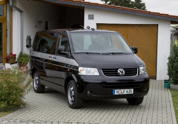Photos of Volkswagen T5 Multivan Startline 2003–09