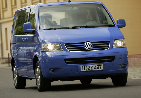 Pictures of Volkswagen T5 Multivan Comfortline 2003–09