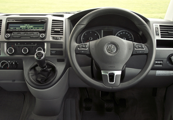 Pictures of Volkswagen T5 California Beach UK-spec 2009