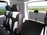 Pictures of Volkswagen T5 Transporter Combi Sportline UK-spec 2011