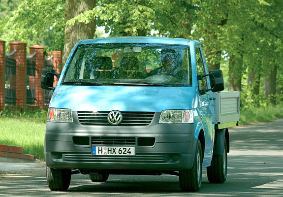 Volkswagen T5 Transporter Pickup 2003–09 pictures