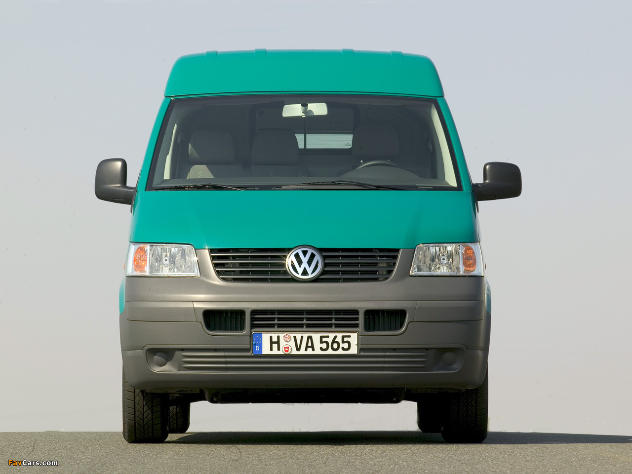 Volkswagen T5 Transporter Van Medium High Roof 2003–09 wallpapers (1280 x 960)