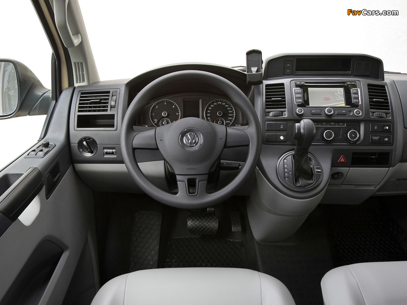 Volkswagen T5 Caravelle Taxi 2009 photos (800 x 600)