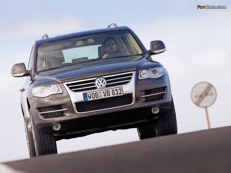 Photos of Volkswagen Touareg V10 TDI 2007–09 (800 x 600)