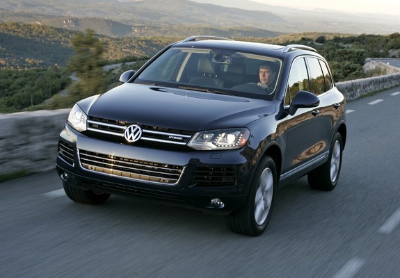 Pictures of Volkswagen Touareg Hybrid US-spec 2010
