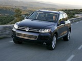 Pictures of Volkswagen Touareg Hybrid US-spec 2010