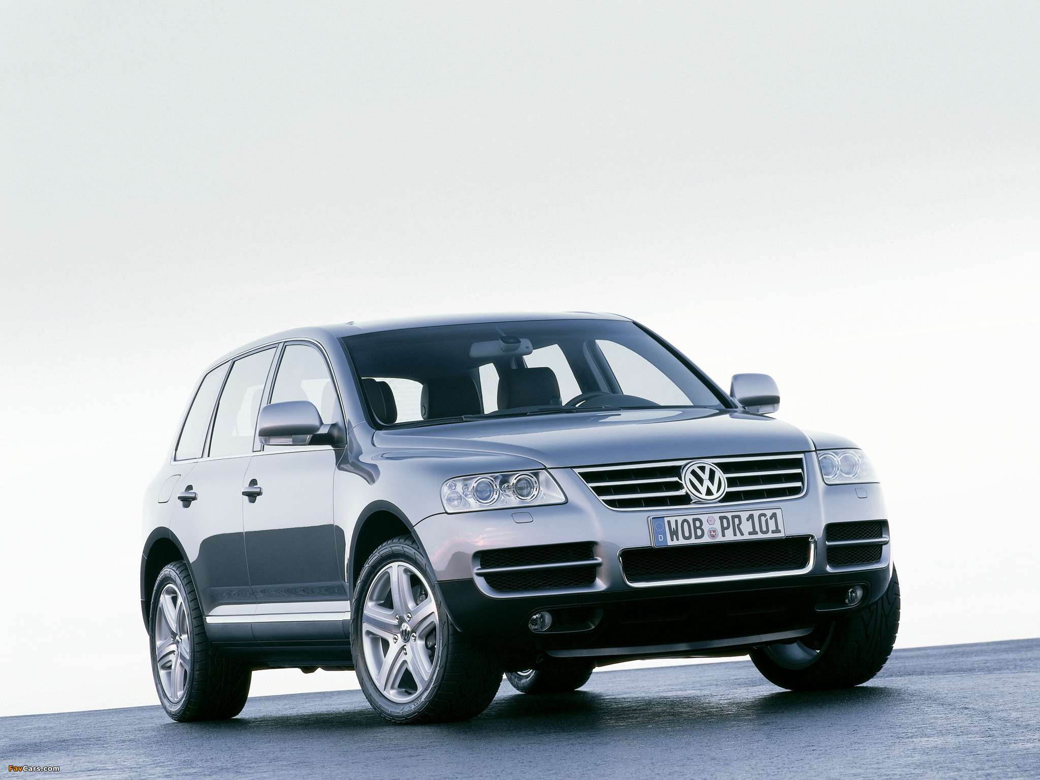 Volkswagen Touareg V10 TDI 2002–07 wallpapers (2048 x 1536)