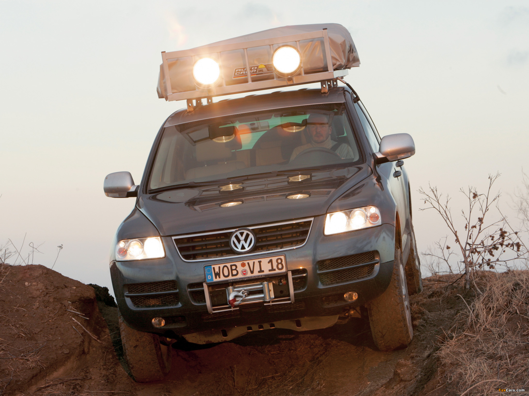 Volkswagen Touareg Individual Expedition 2005 wallpapers (2048 x 1536)