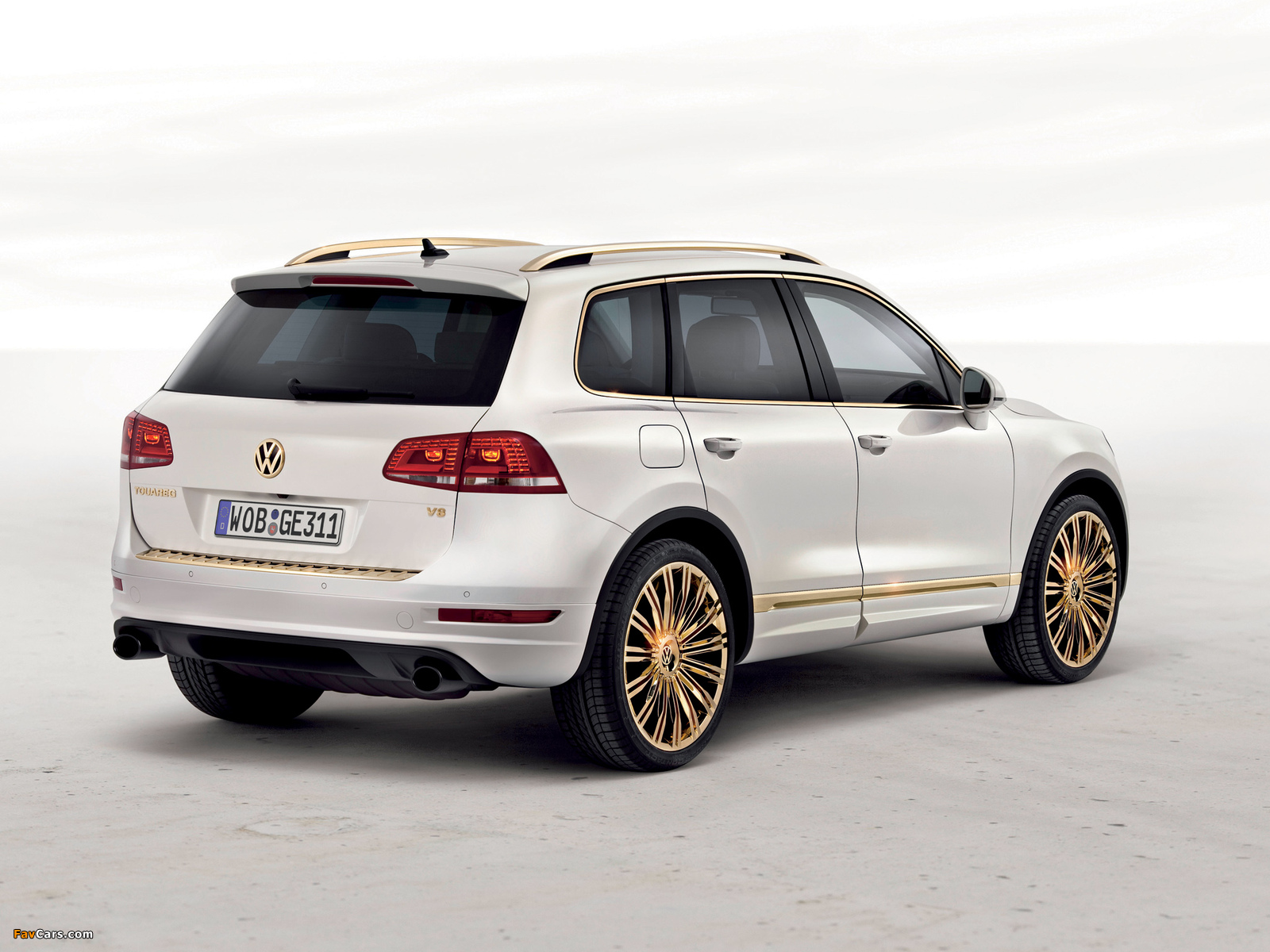 Volkswagen Touareg V8 TDI Gold Edition Concept 2011 pictures (1600 x 1200)